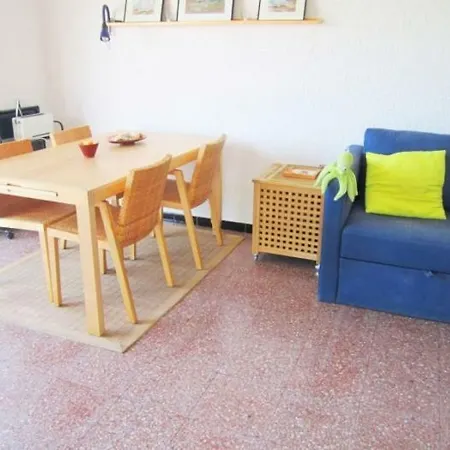 Apartment 1052 *