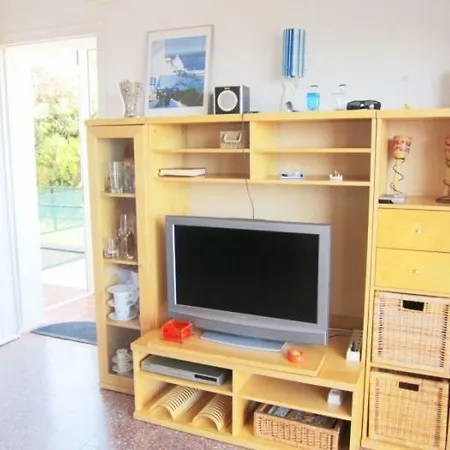Apartment 1052 *